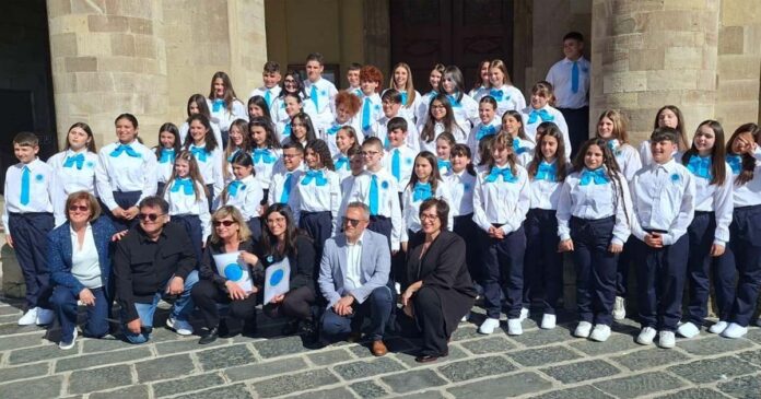 coro dell'istituto IC barano serrara