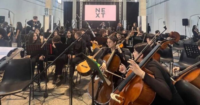 giovani studenti di musica a paestum