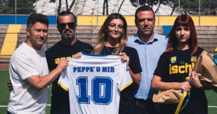 maglia tributo a peppe u nir